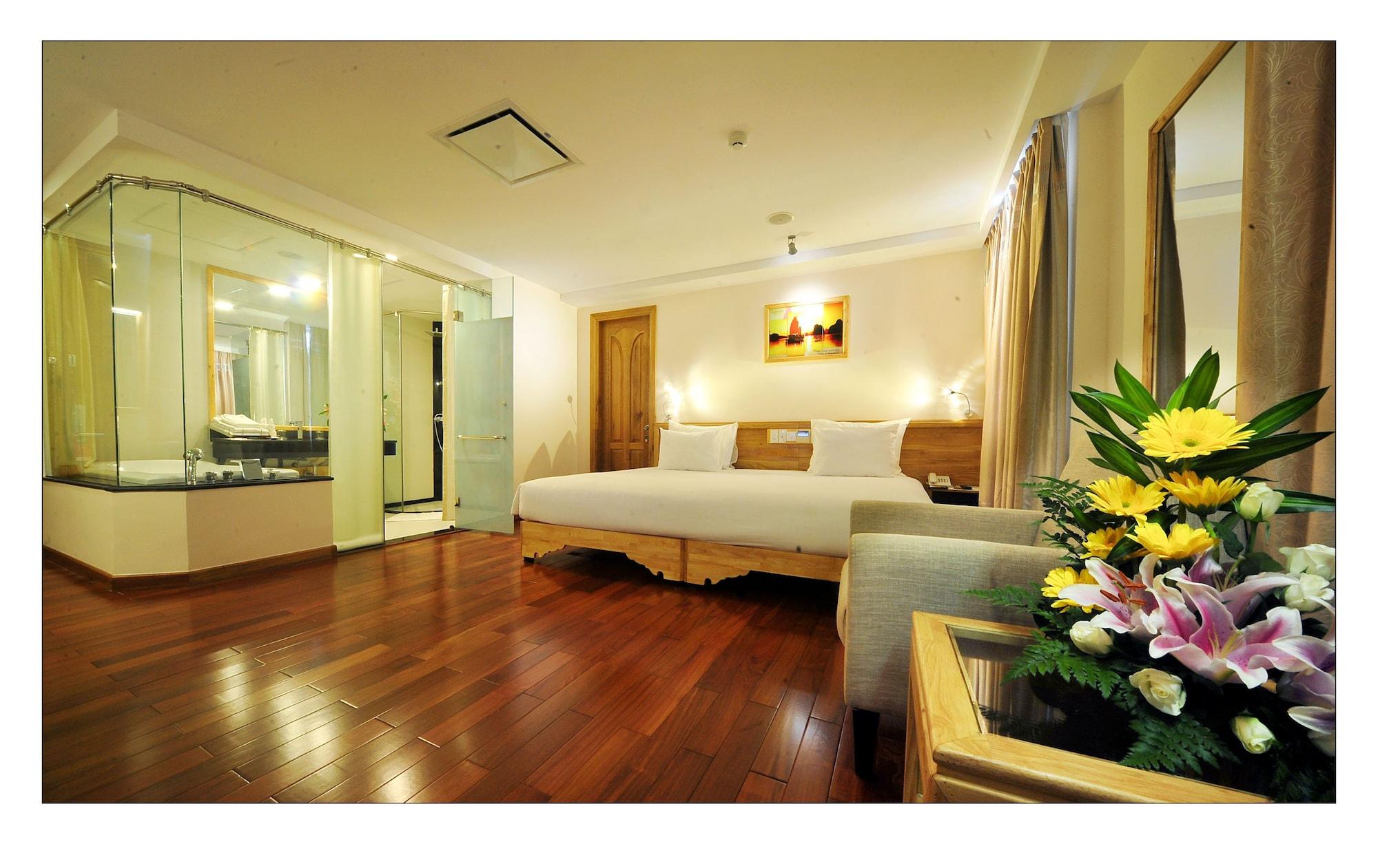 Romance Hotel Hue Exterior photo